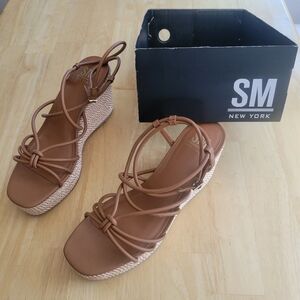 NWT SM New York taupe sandal wedges size 9.5